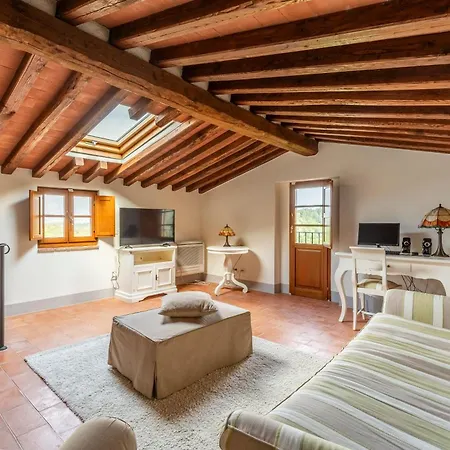 Francia Villa
